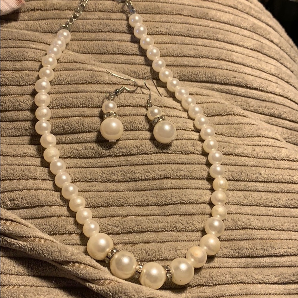 Pearl necklace and earring set with crystal accent